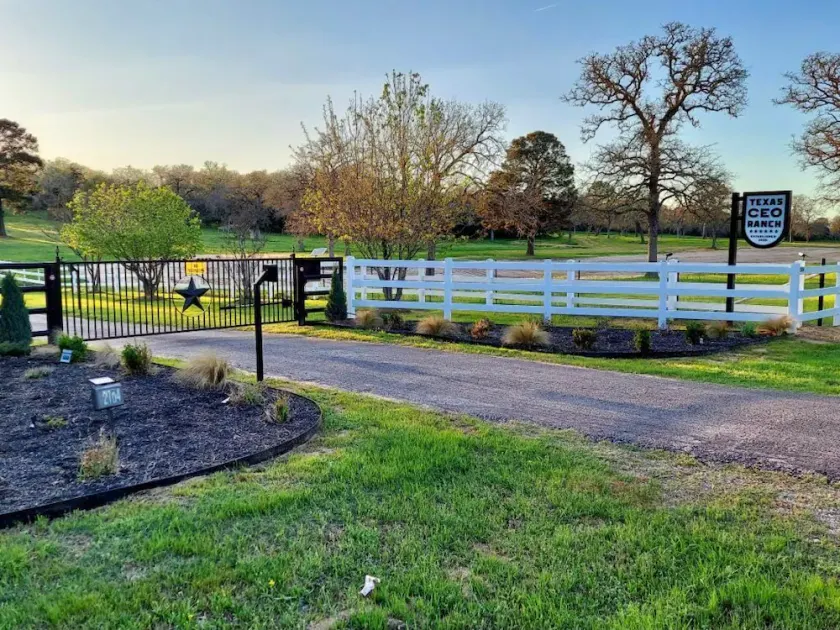 Luxury Ranch Retreat with Pool, Hike & Bike Trails & Golf-Close to COTA & Austin - Image 1