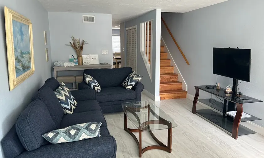 Private Beach House - Image 1