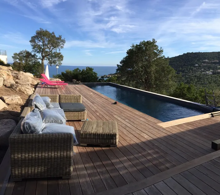 LUXURIOUS ARCHITECT VILLA 210 M2. 180 ° HAV OG BERGSYN I TARCO - Image 1