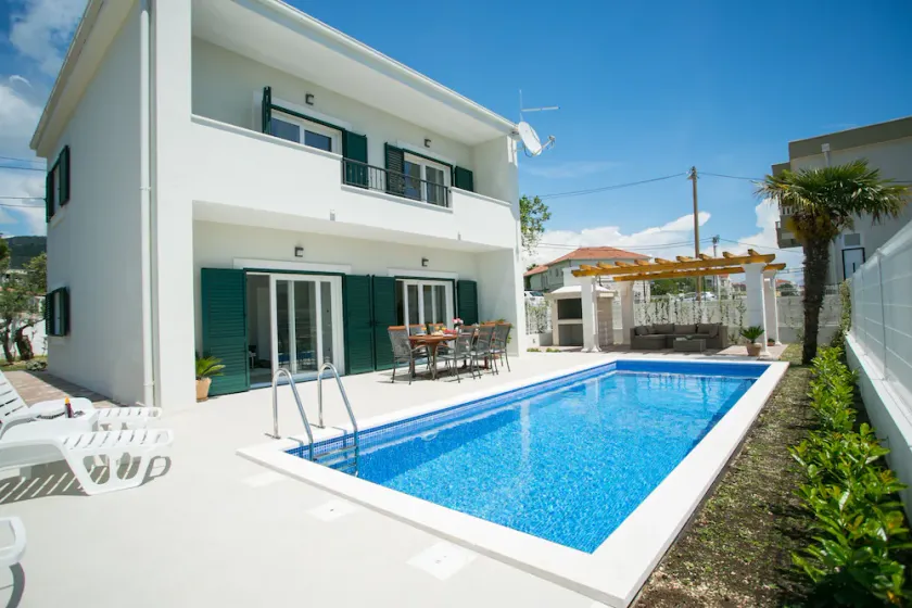 Villa Iva mit Schwimmbad - Image 1