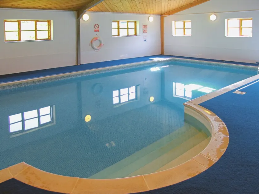 3 bedroom accommodation in Halwell, near Totnes - Image 1