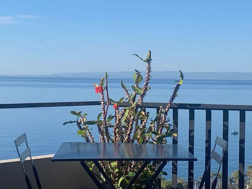 Et hjørne af paradis med udsigt over havet i den mytiske Riviera dei Ciclopi - Image 1