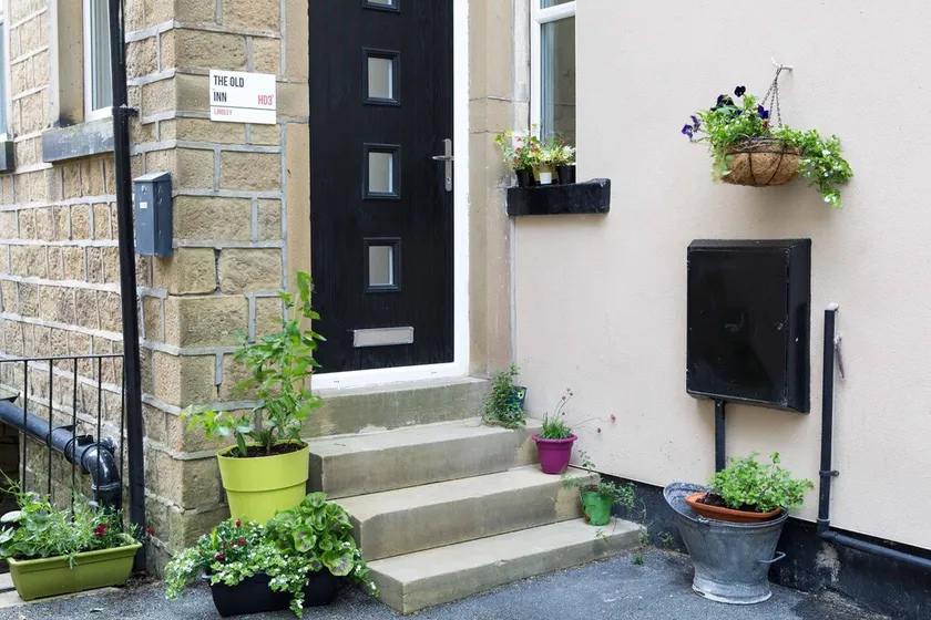 A spacious cosy one bedroom flat - Image 1