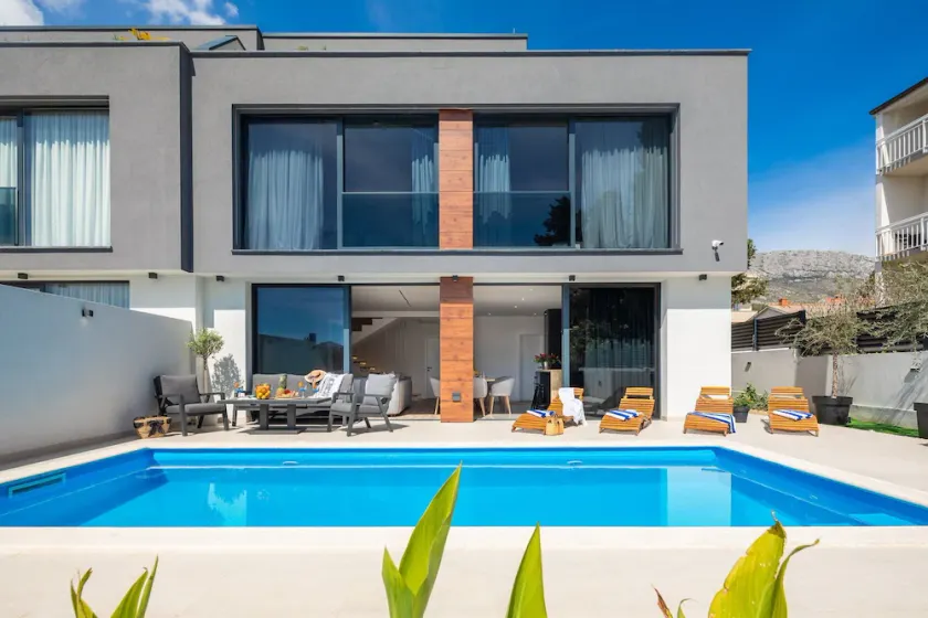 Luxury Villa Etera with Heated Pool - Image 1