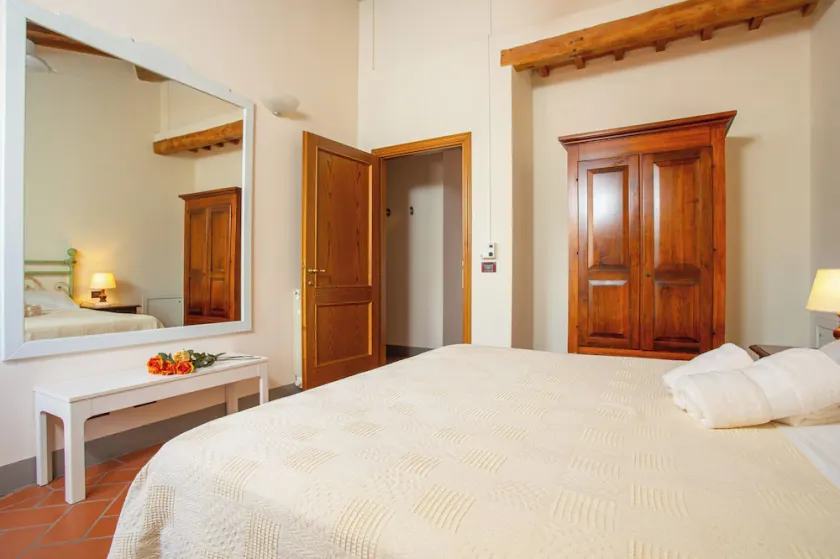 Agriturismo Luggiano Apartment \"FRANTOIO\" - Image 1