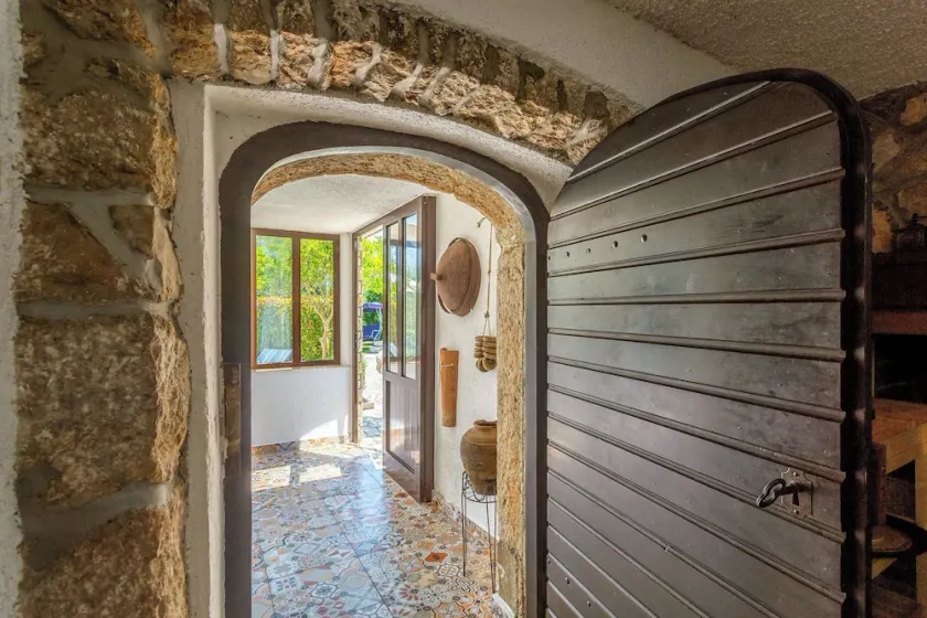 Vila Marak - Image 1