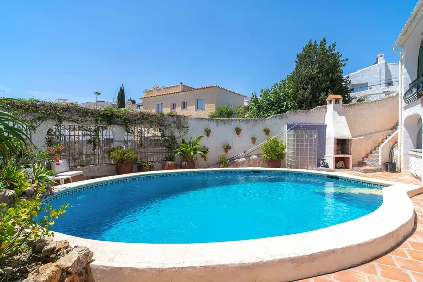 Chimenea 15 Private Pool & Parking by Casasol - Image 1