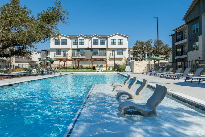 Landing Apartments - Leander - Image 1