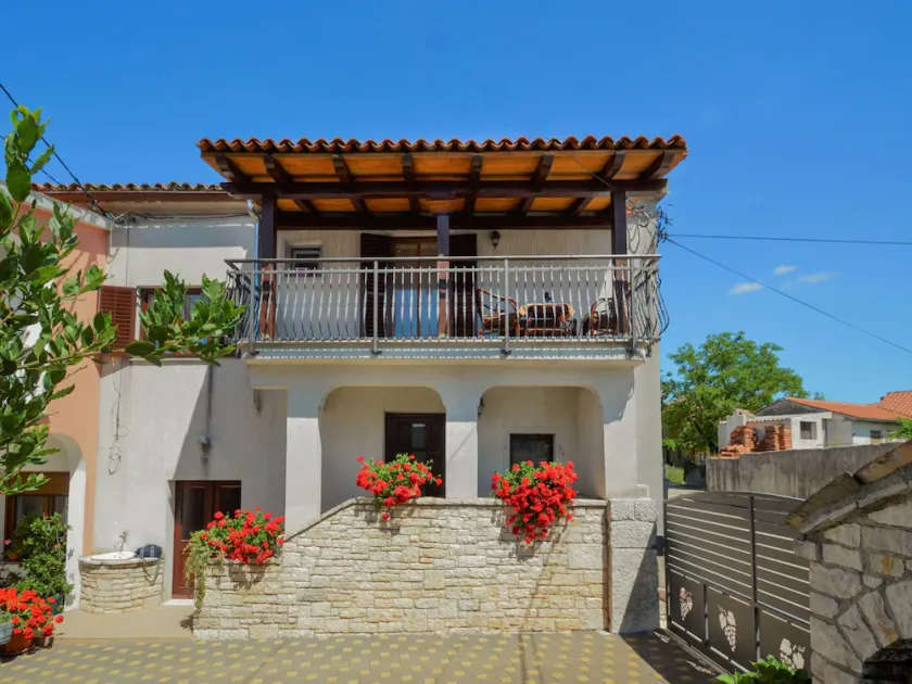 Holiday Home Milka 2 by Interhome - Image 1