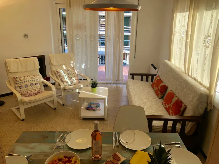 APARTAMENTOS AQUARIUM (22). VUE SUR LA MER. 100 METRES DE LA PLAGE. 6 PERSONNES. - Image 1