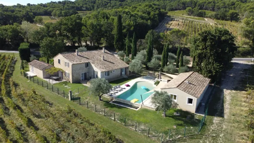 LA Bastide D'iris Superbe Bastide en Pierre Située à 6 km de Vaison la Romaine - Image 1
