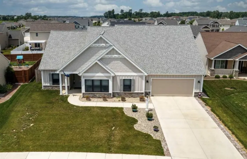 Beautiful New House in great Northern neighborhood- close to all!  - Image 1