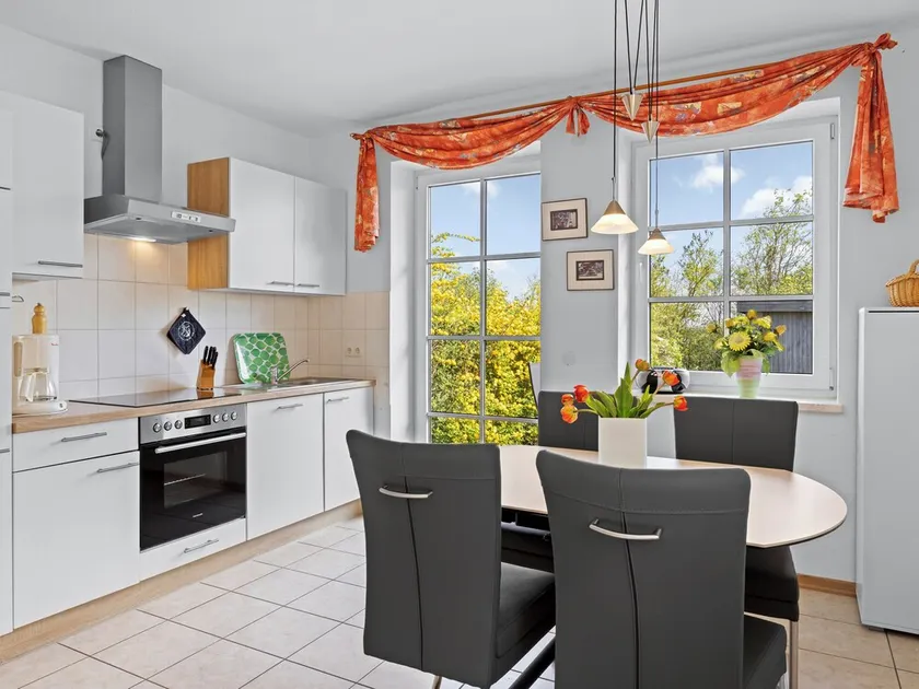 Home with sauna and whirlpool close to the beach - Image 1