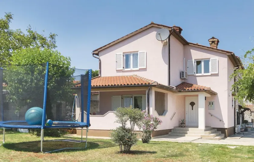 Beautiful apartment in Marcana with WiFi - Image 1