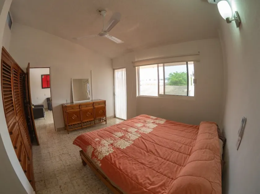 BAY HOUSE APARTMENT 2 - Image 1