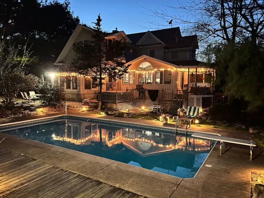 Huge Poconos Retreat with a Hot Tub a Heated Pool and close to hiking - Image 1