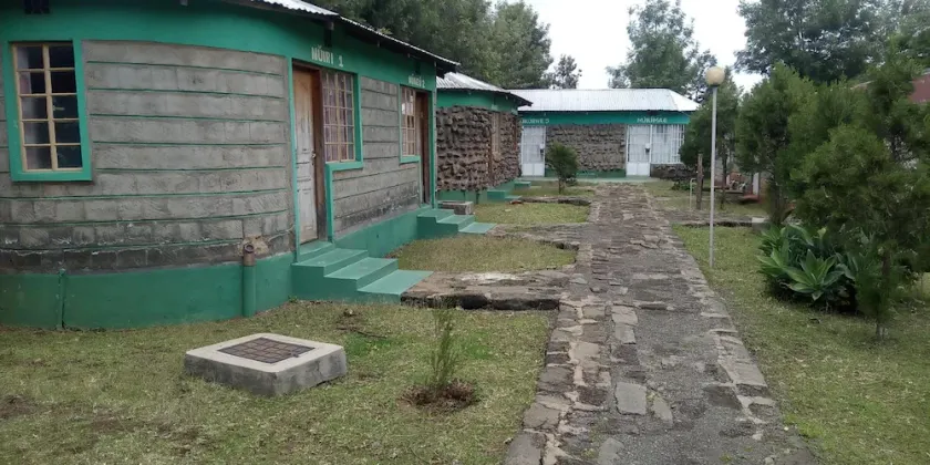 Zama Hotel - Image 1