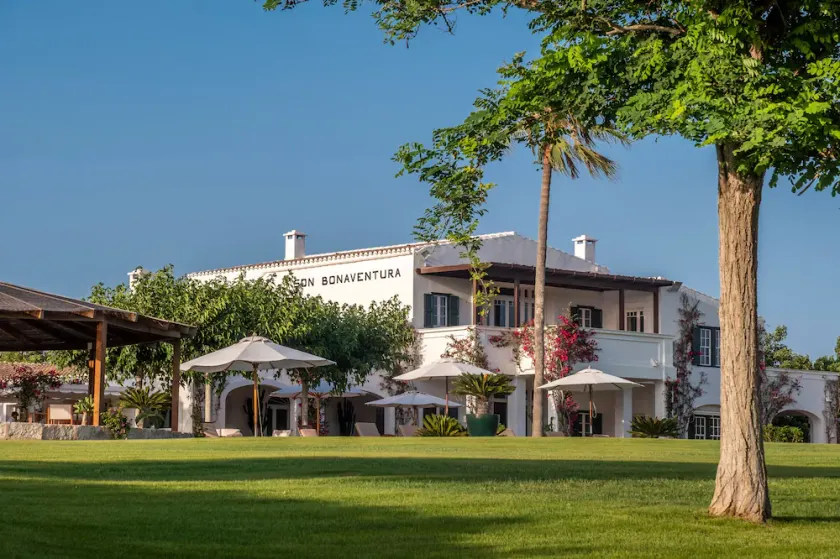 Außergewöhnliche Finca mit Park, Minigolf, Padelplatz, Whirlpool und Swimmingpools - Image 1