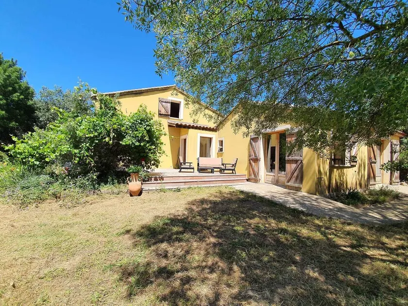 Spacious house surrounded by nature, perfect for a relaxing stay just 300 meters from the river. - Image 1