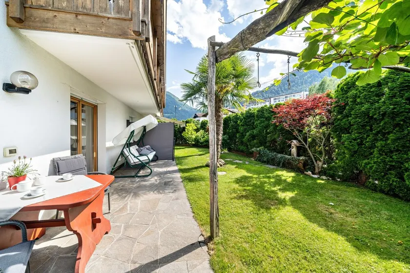 Appartement \"Ferienhof Turmwirt Gala\" avec vue sur la montagne, piscine partagée et Wi-Fi - Image 1