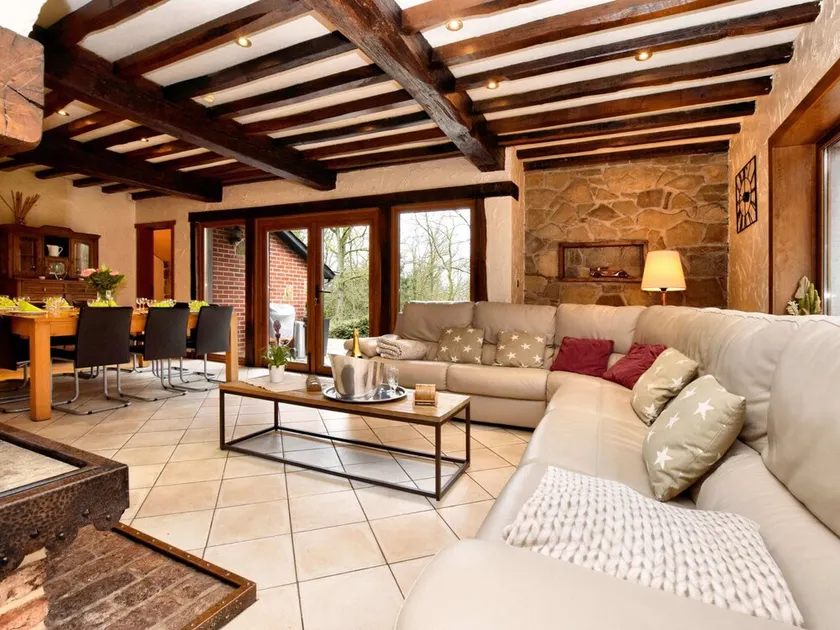 Durbuy Forest Villa with Pool - Image 1