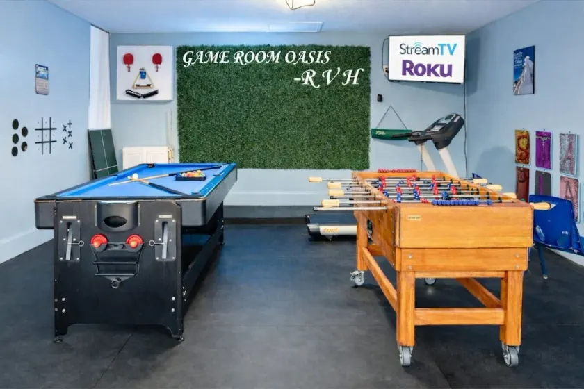 Game Room Retreat for 12 - Full-Body Massage Chair - 2 Kings - Open Field - Private Patio - BBQ - Image 1