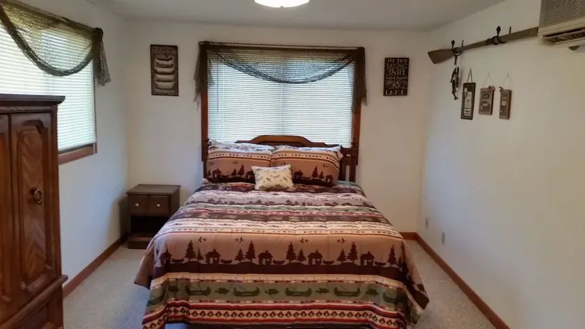 Corto's Ona-Lakehouse Rental, LLC är en Lakefront fritidshus - Image 1