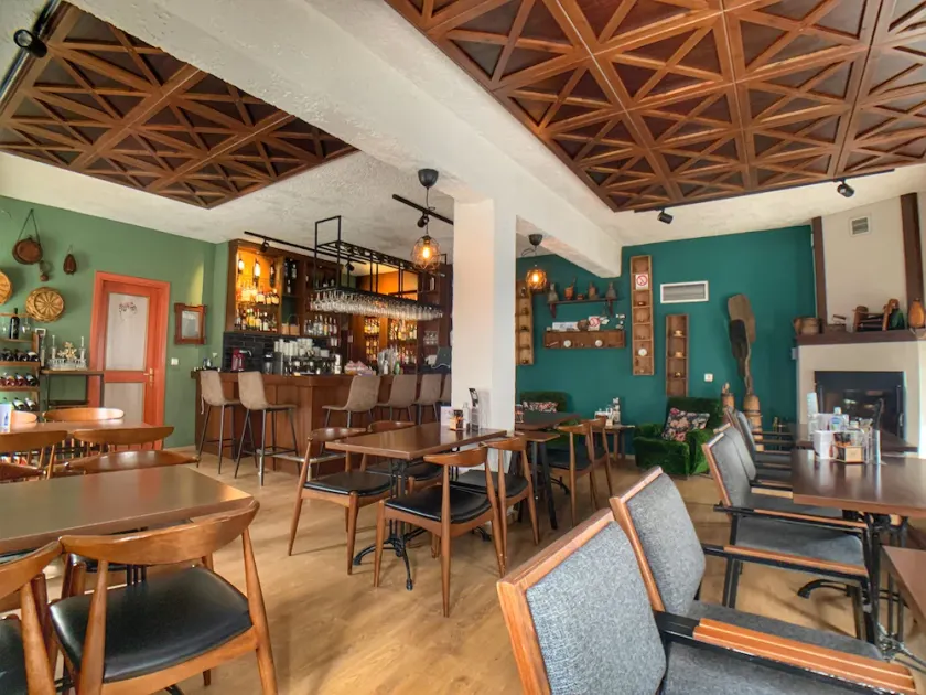 Guesthouse Monopati - Ξενώνας Μονοπάτι - Image 1