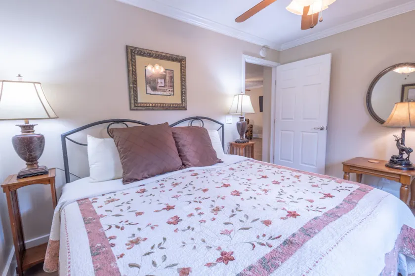 ADA-Friendly Estate Cottage • 2 King Beds • Quiet Retreat - Image 1