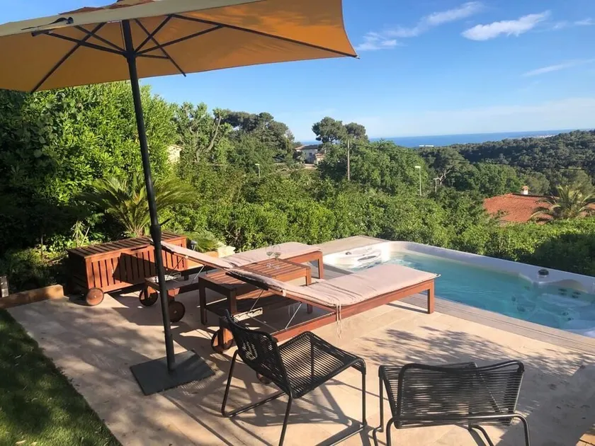 Villa Pour Vacances en Famille Avec spa de Nage sur la Côte Dazur - Image 1
