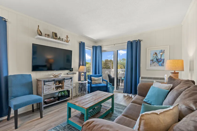 Ocean Pier 2 2Br N Myrtle Oasis Steps to Beach - Image 1