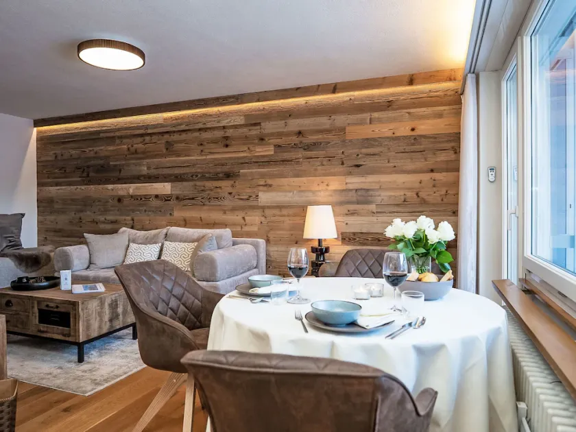 Apartment Chesa Fleury by Interhome - Image 1