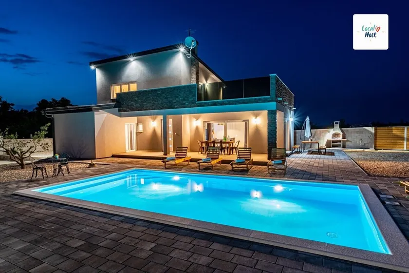 Moderne Villa Grigia mit Pool - Image 1