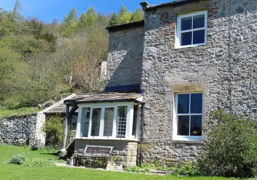 Beautiful stone cottage 5 miles from Richmond and the Yorkshire Dales w/ free Wifi, multi-fuel stove - Image 1