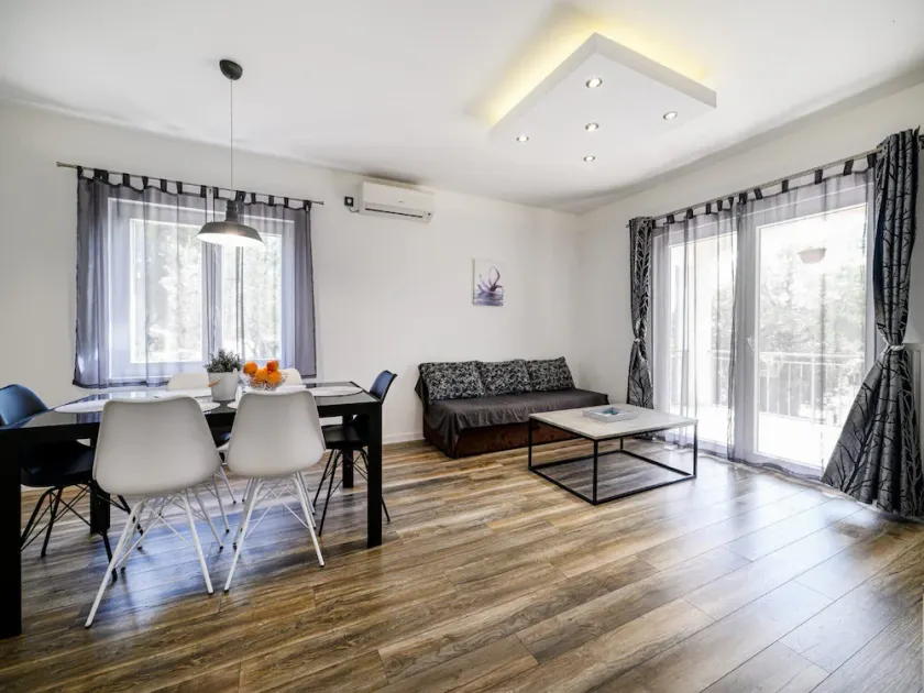 Holiday Home Rokoko - Image 1