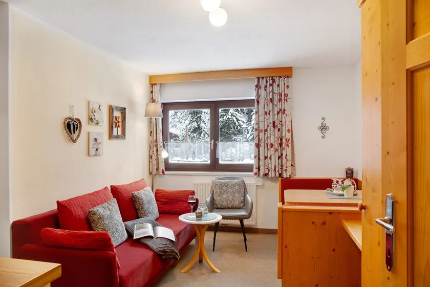 Appartamento vacanze \"Arnika\" con vista sulle montagne, giardino in comune e WiFi - Image 1