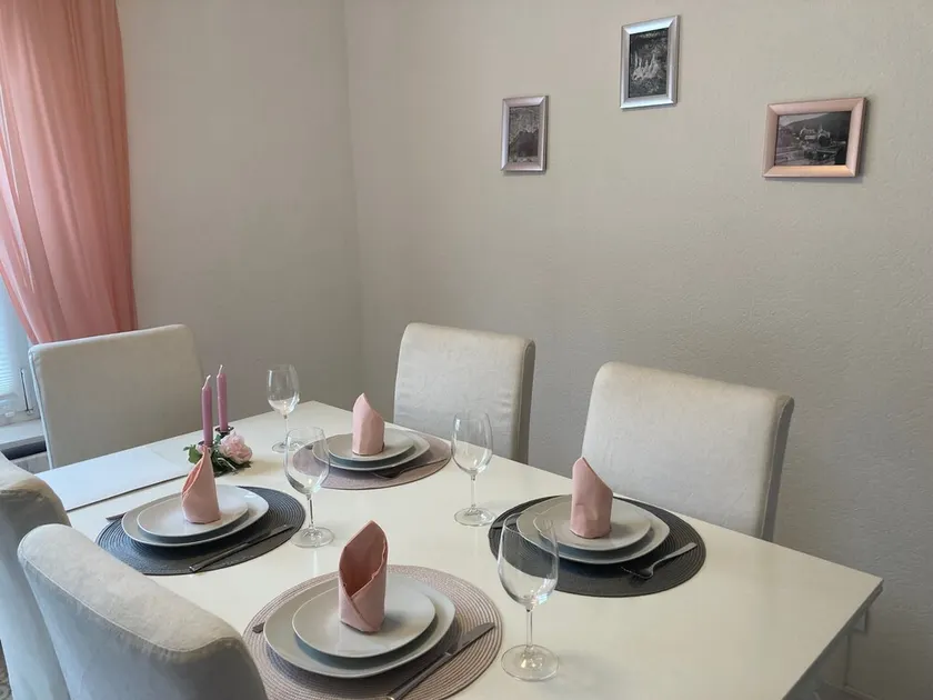 Holiday Apartment \"Rübeland\" with Mountain View, Shared Garden & Wi-Fi - Image 1