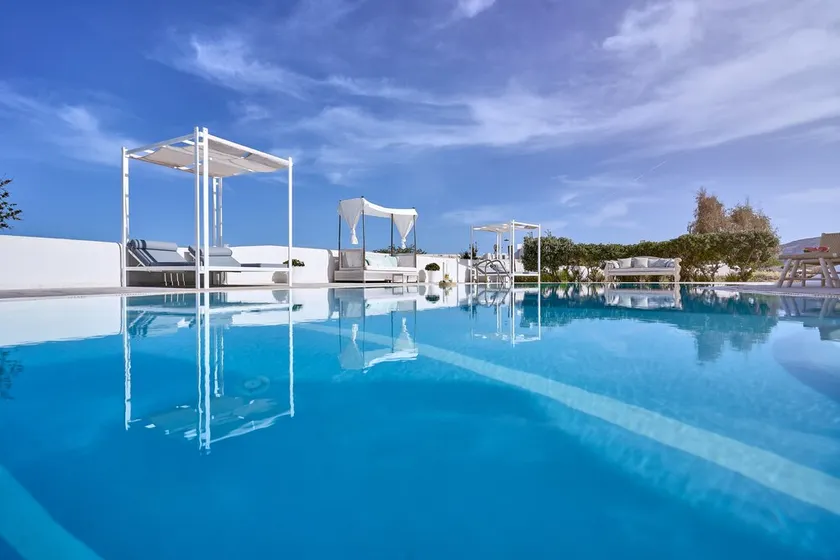 Impeccable Cycladic Home, a Secluded 980m2 Villa with Private Pool - Image 1