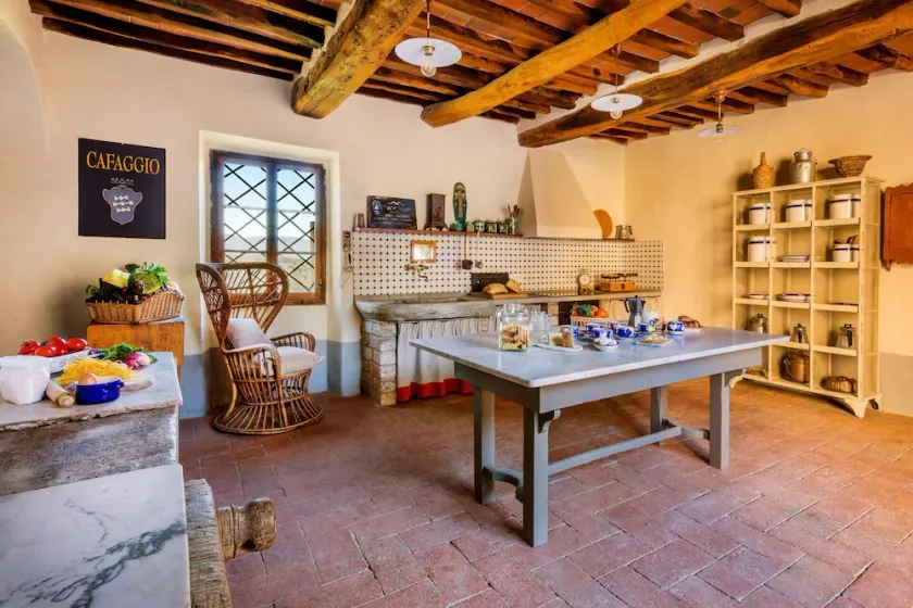 Castello di Cafaggio - Image 1