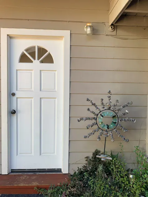 A Fabulous stand alone beach home. Has everything a larger home has. - Image 1