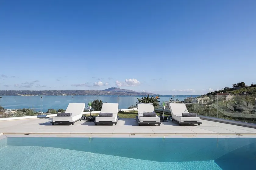 Royal Bird Private Villa - Image 1