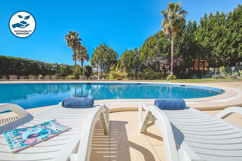 Modern apartment near Albufeira centre - Image 1