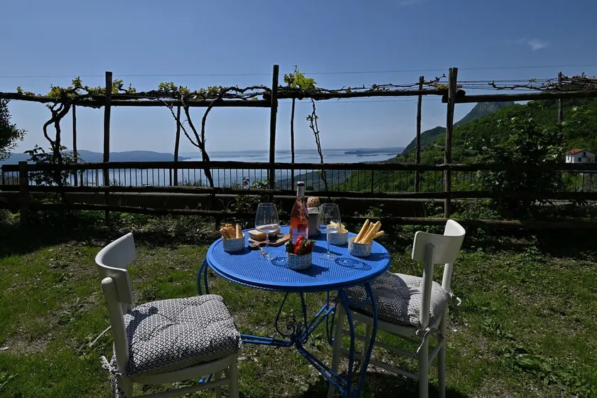 Al Pos by Theater Home, mit wunderschönem Seeblick - Image 1