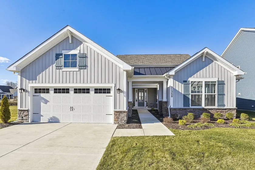 Activities included up to $300 FREE PER WEEK!! NEW LISTING 2023!  Casually elegant vacation home offers spacious open concept floor plan and includes 5 bedrooms plus 3 full bathrooms and features all the comforts of home! - Image 1