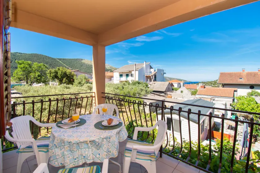 Apartments Vita Niko (85091-A2) - Grebastica - Image 1