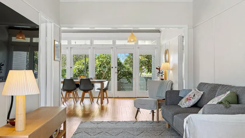 Location, Location, Location ! The Light House Cottage Narooma - Image 1