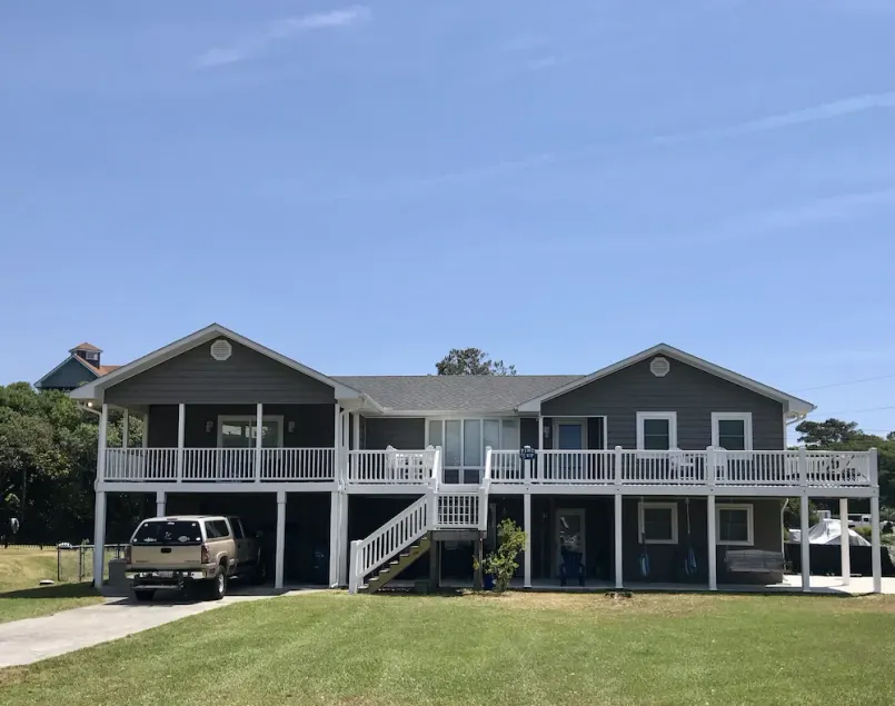 Private Coastal Retreat with Channel Views and 3 minutes to the BEACH! - Image 1