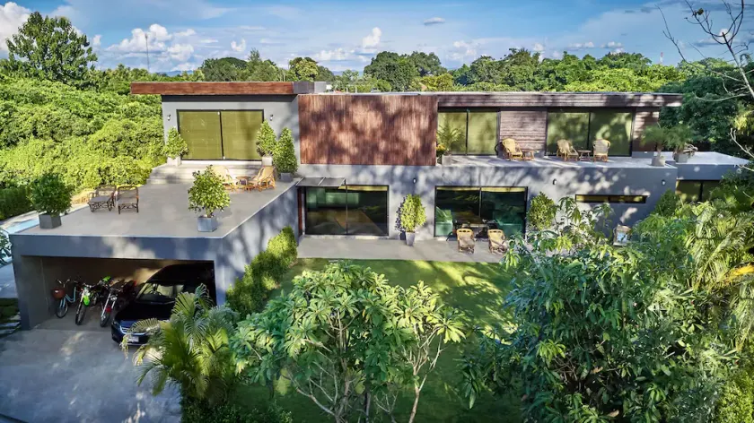 Chiang Mai Luxus 5 Schlafzimmer Private Pool Villa - Image 1