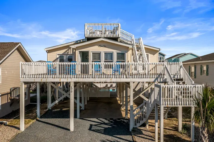 \"Legasea\" - 2nd Row Home w/ Private Pool, 4 Bedrooms / 3 Bathrooms - Image 1