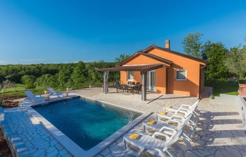 Gorgeous home in Umag - Image 1